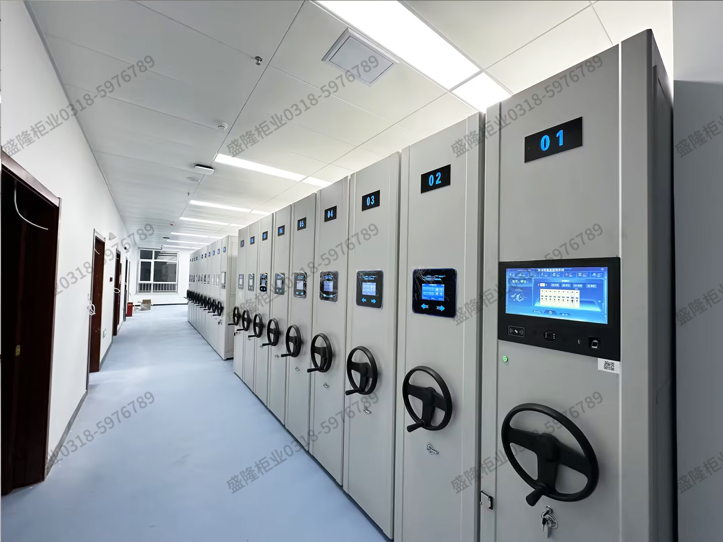 半封闭式结构的密集柜适用于哪些类型档案的存储？